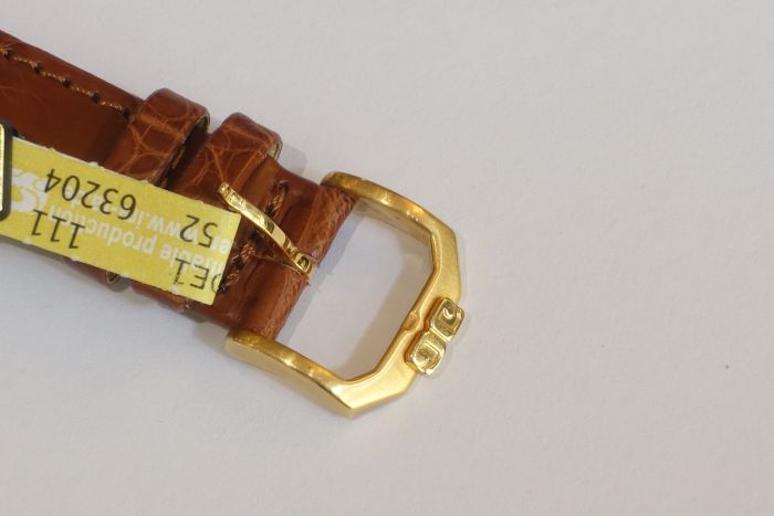 Glashütte Original Senator Mondphase- Panarama Datum, in 750/18 Kt. Gold